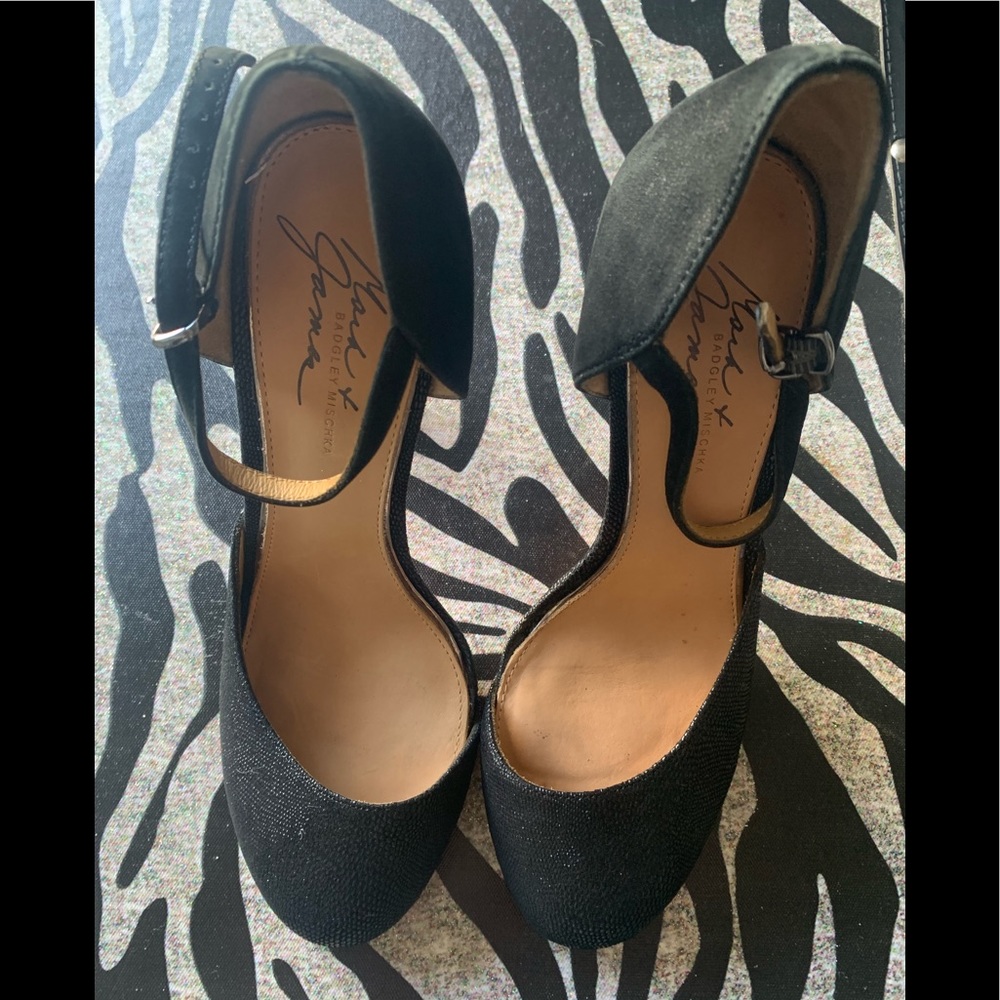 Authentic Badgely Mischka Mary Jane Heels